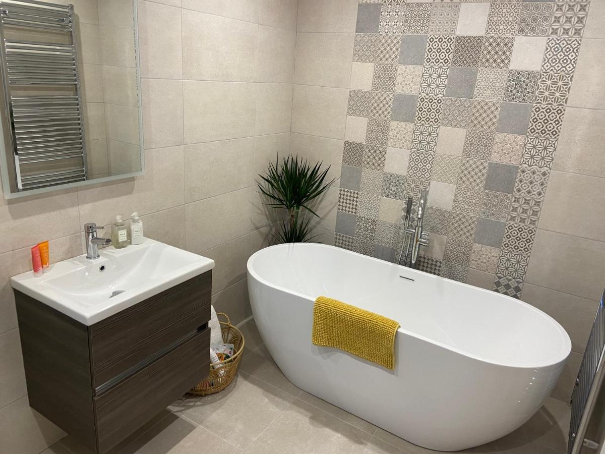 Beautiful Private Room And Bathroom 밸리캐슬 외부 사진